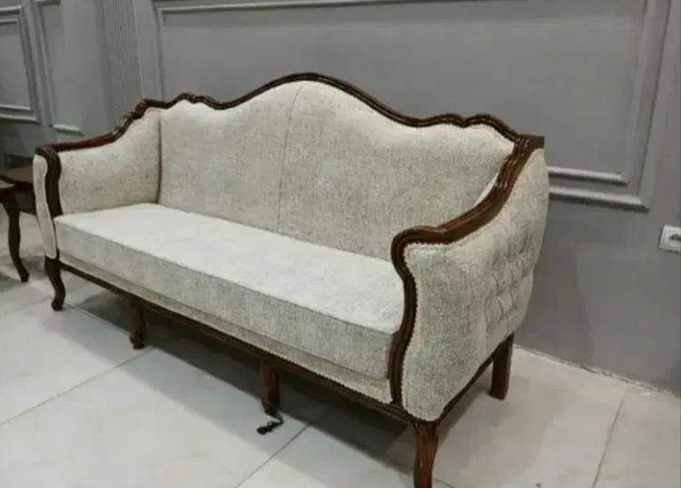 مبلمان فرانسوی